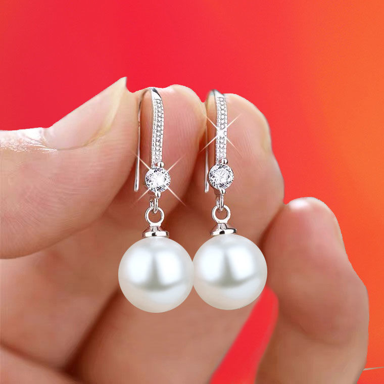 Women's Exquisite Water Imitation Pearl Drop Earrings