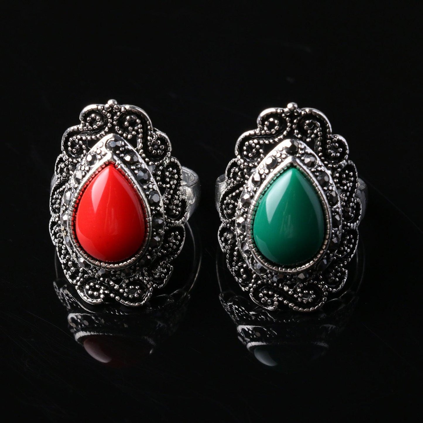 2235873036_2077696031 - Afarly