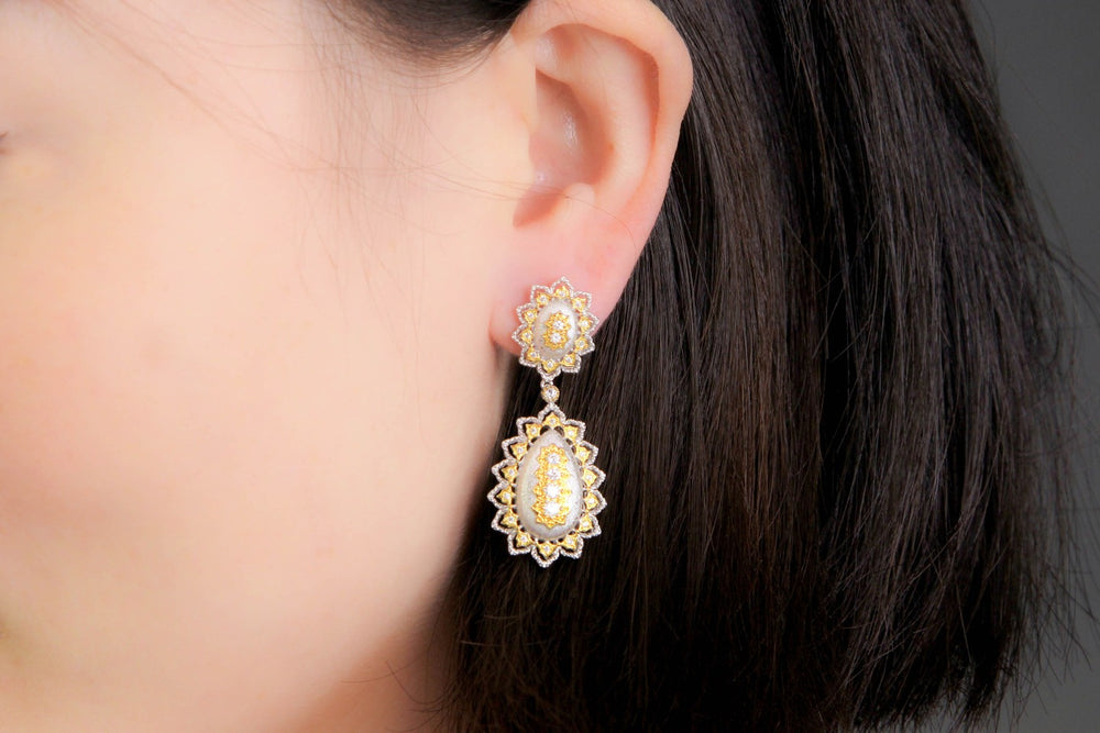 Luxury 925 Silver Hollow Earrings Plated With Gold.